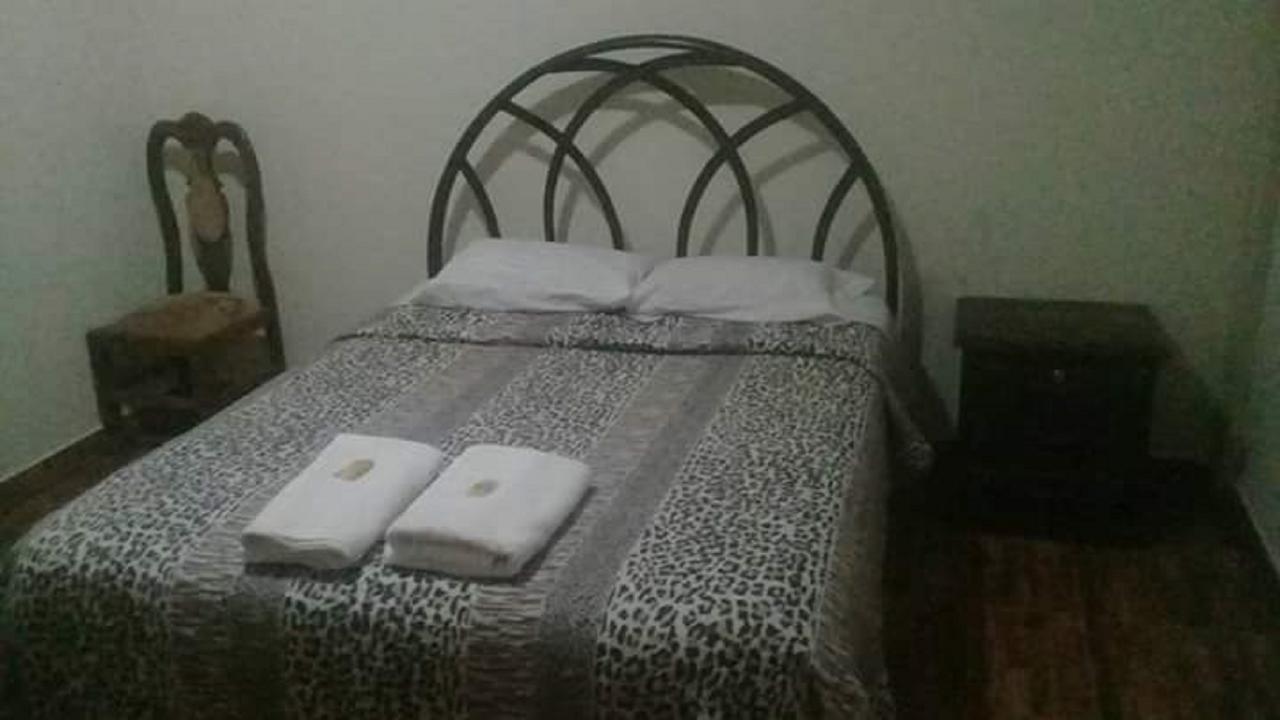 Hostal Eden Torotoro Esterno foto